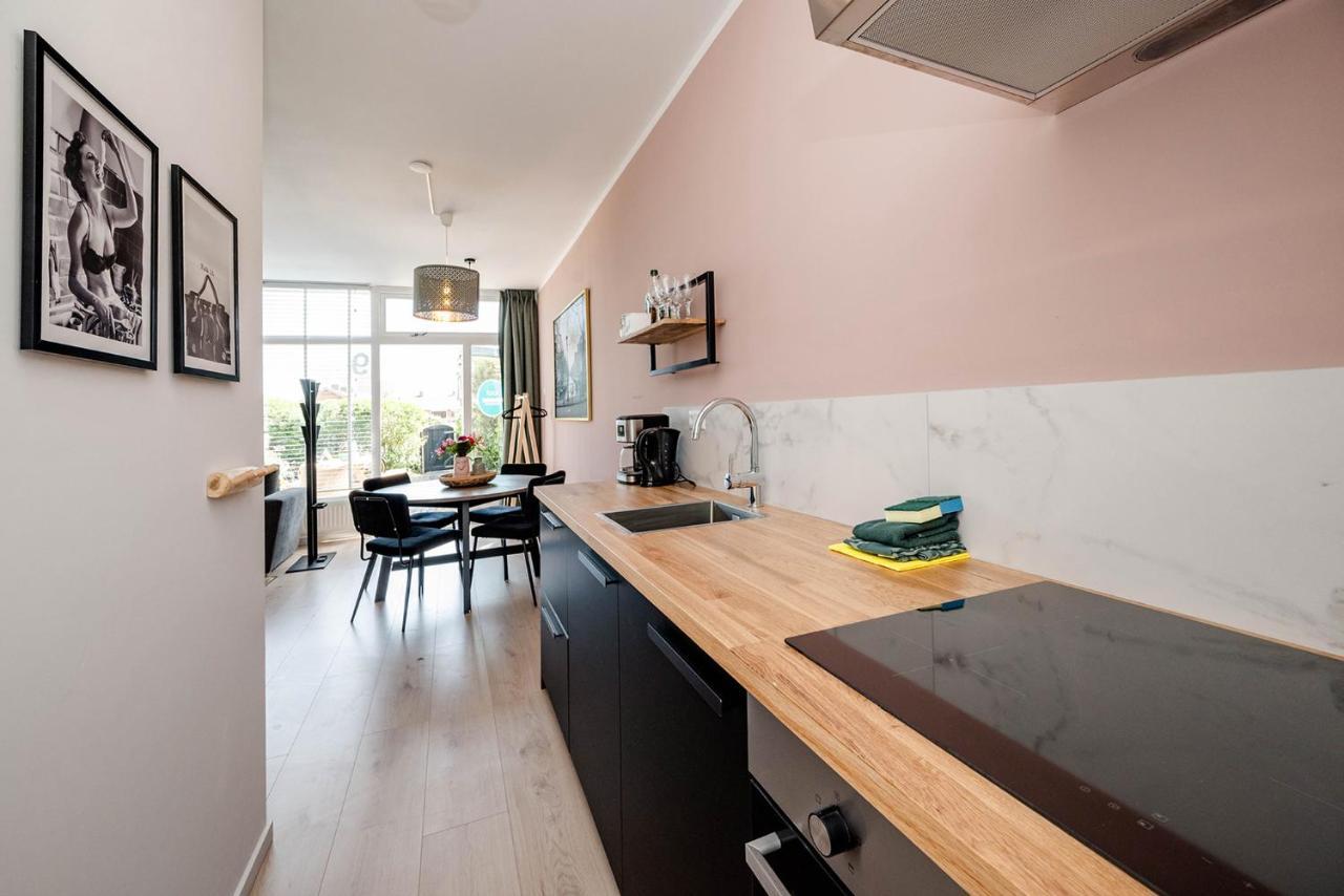 Amsterdam Beach Apartment 9, Private Garden Зандворт Екстер'єр фото